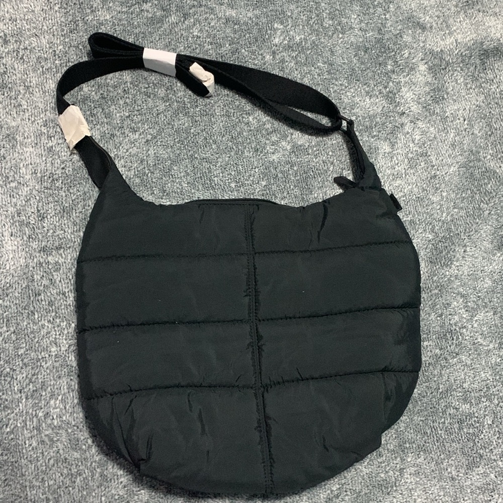 L.L. BEAN - Black Puffer Bag